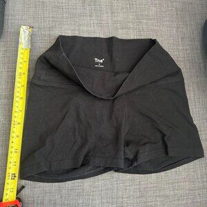 Aritzia TNA Biker Shorts